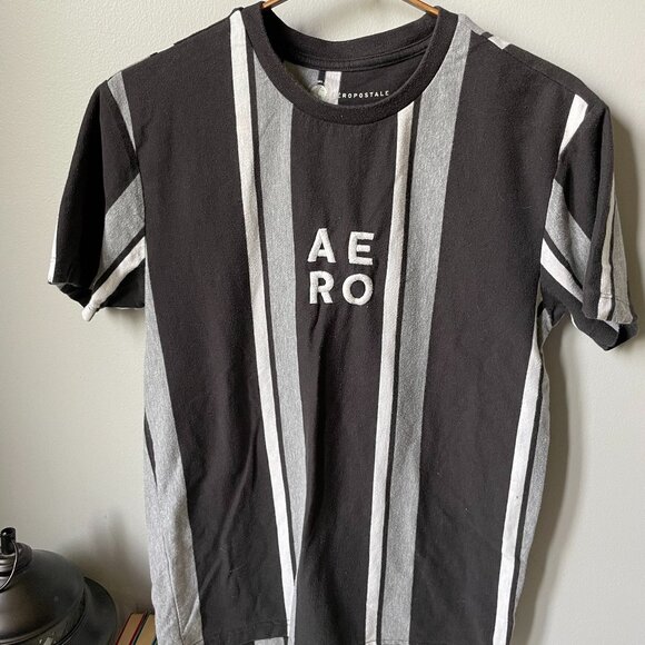 Aeropostale Graphic Tee Bundle - Picture 5 of 14
